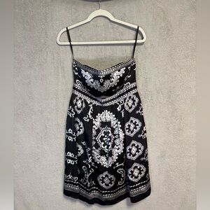 White House Black Market (size 8) silk patterned dress